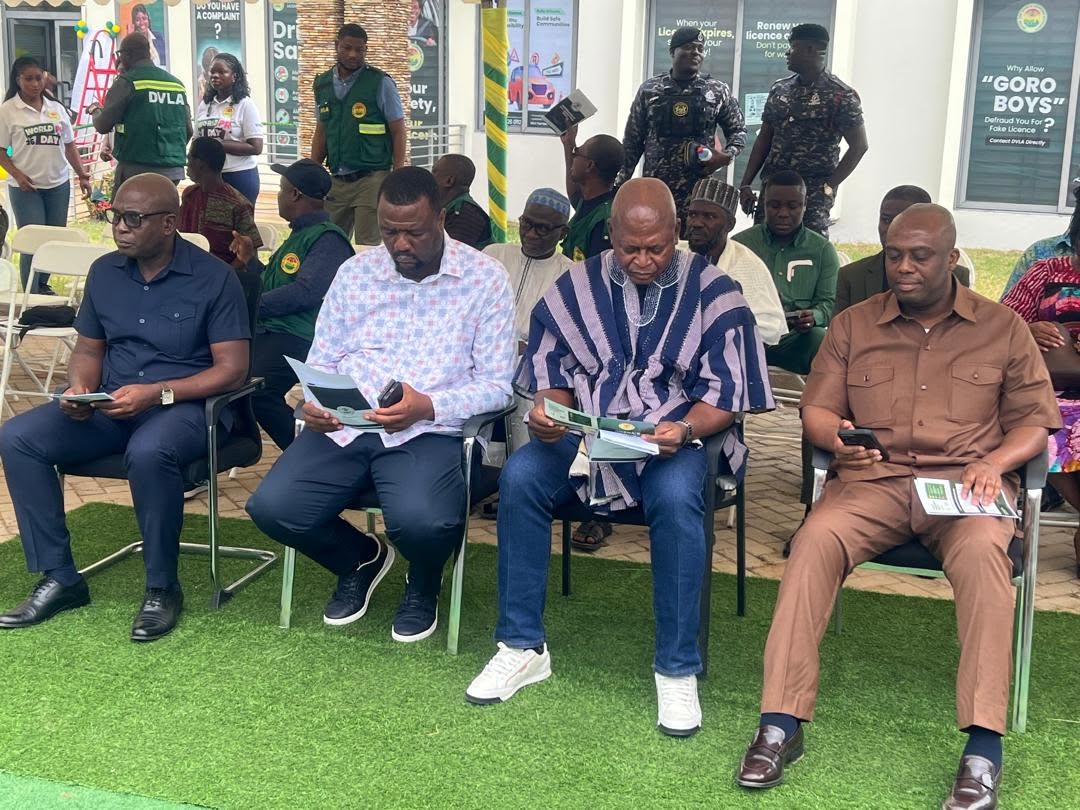 MINISTER FOR TRANSPORT COMMISSIONS NEW DVLA OFFICE IN ASUOGYAMAN
