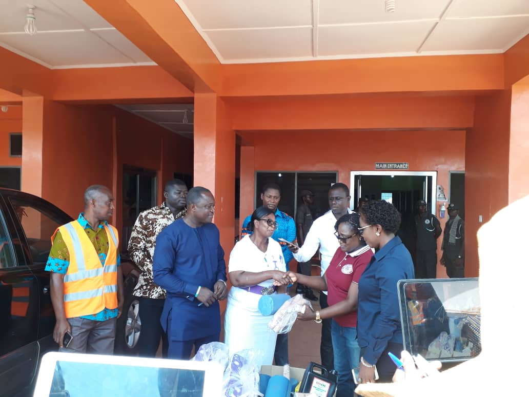 TANSPORT MINISTER HAS VISITED VICTIMS OF THE KINTAMPO ROAD ACCIDENT